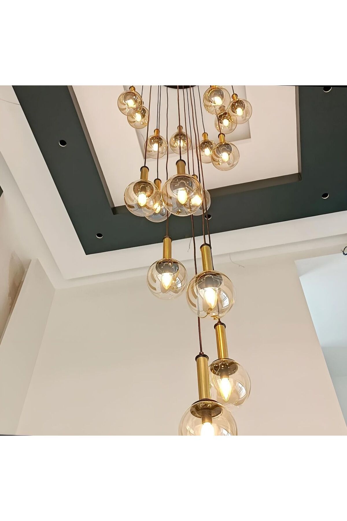 1000LİK TEPSİ 30 CAMLI STATİK GOLD SÜSLEMELİ GALERİ BOŞLUĞU MODERN AVİZE