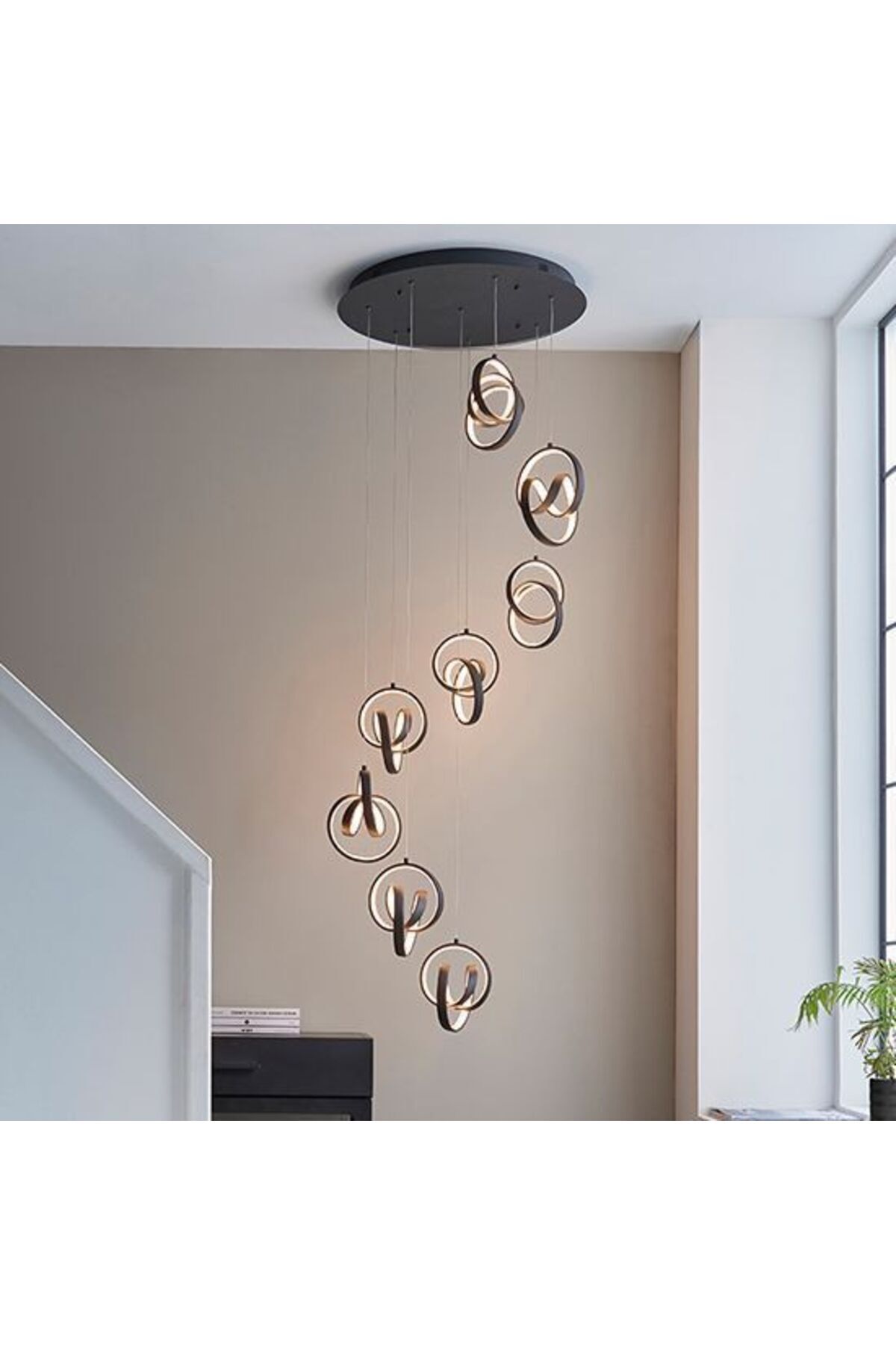 50CM TEPSİ 8 SARKITLI İMZA MODEL BEYAZ IŞIK AVİZE