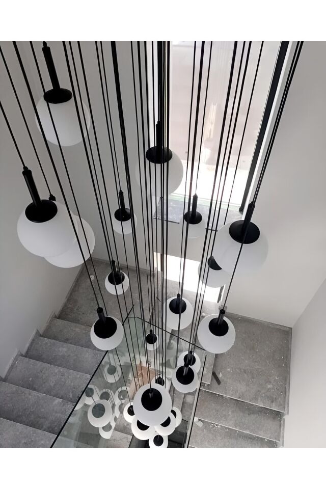 1MT TEPSİ 30 CAMLI MODERN GALERİ BOŞLUĞU AVİZE