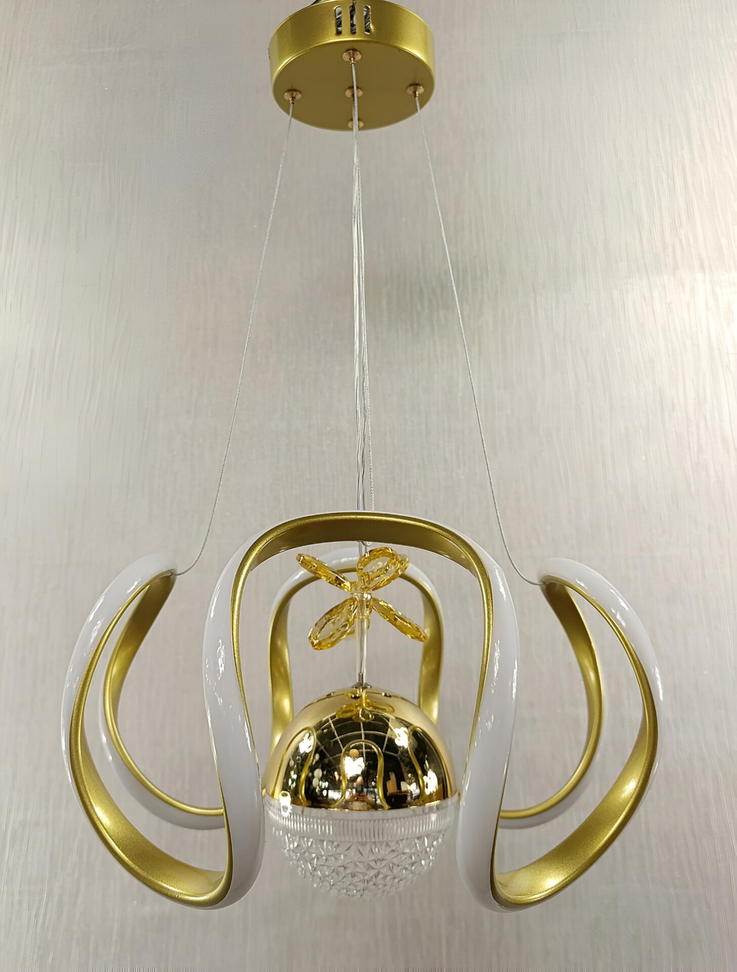 DRON MODEL TEK TOPLU MODERN LED AVİZE STATİK GOLD RENK