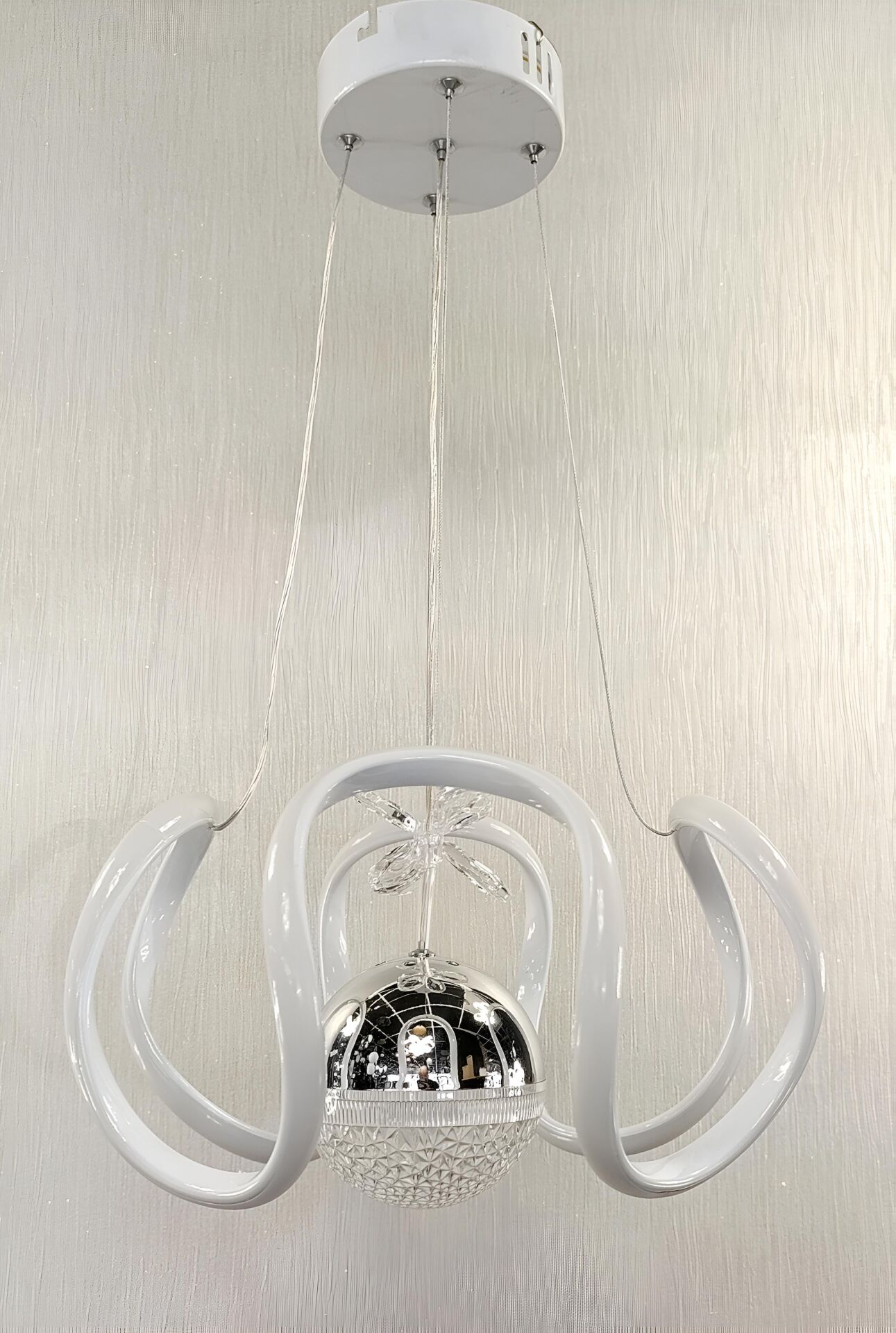 DRON MODEL TEK TOPLU MODERN LED AVİZE BEYAZ RENK