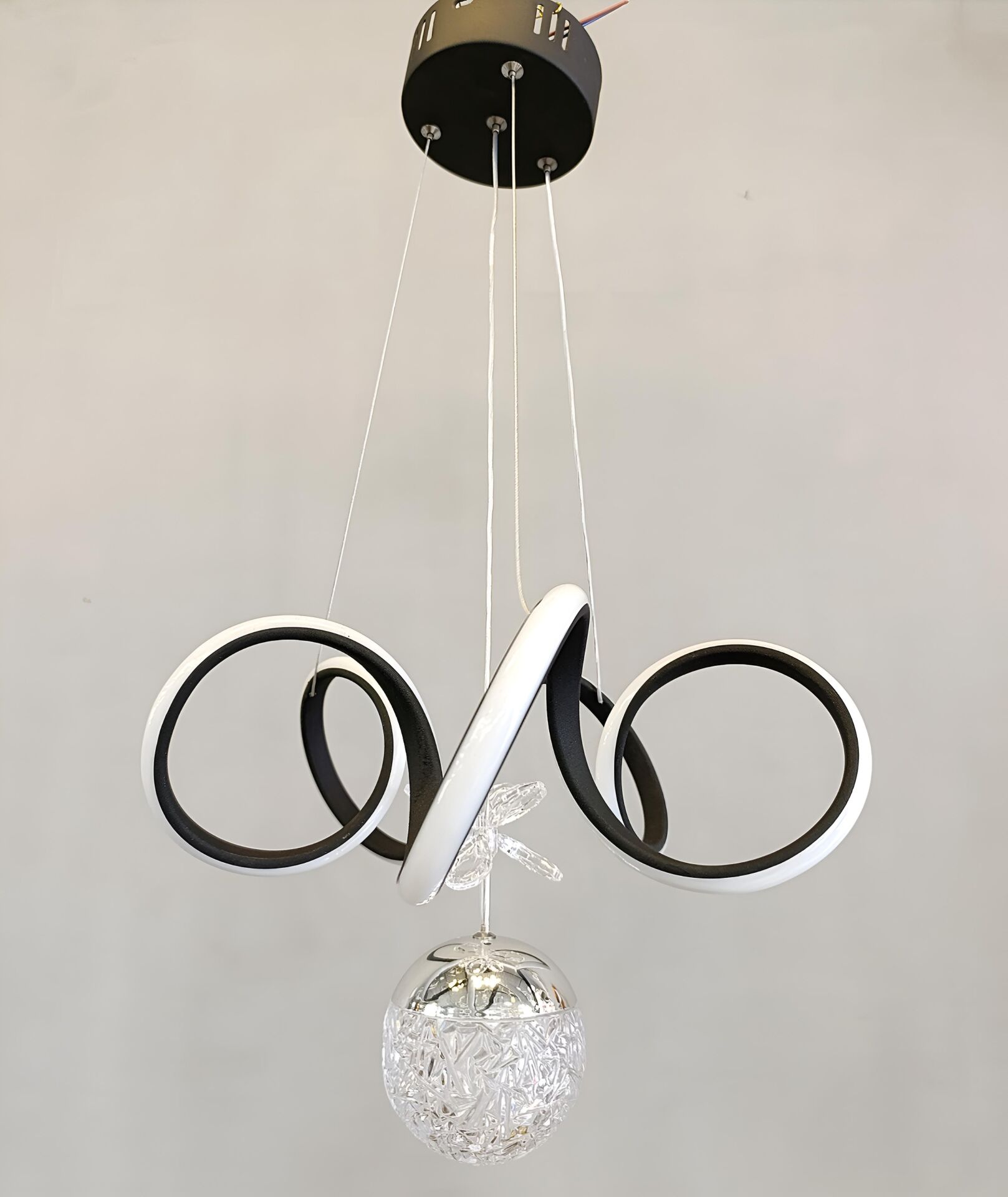 KIVRIMLI MODEL TEK TOPLU MODERN LED AVİZE SİYAH RENK