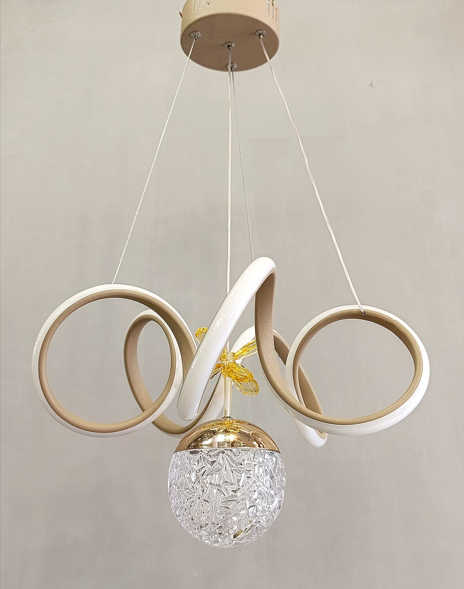 KIVRIMLI MODEL TEK TOPLU MODERN LED AVİZE CAPPUCCİNO RENK