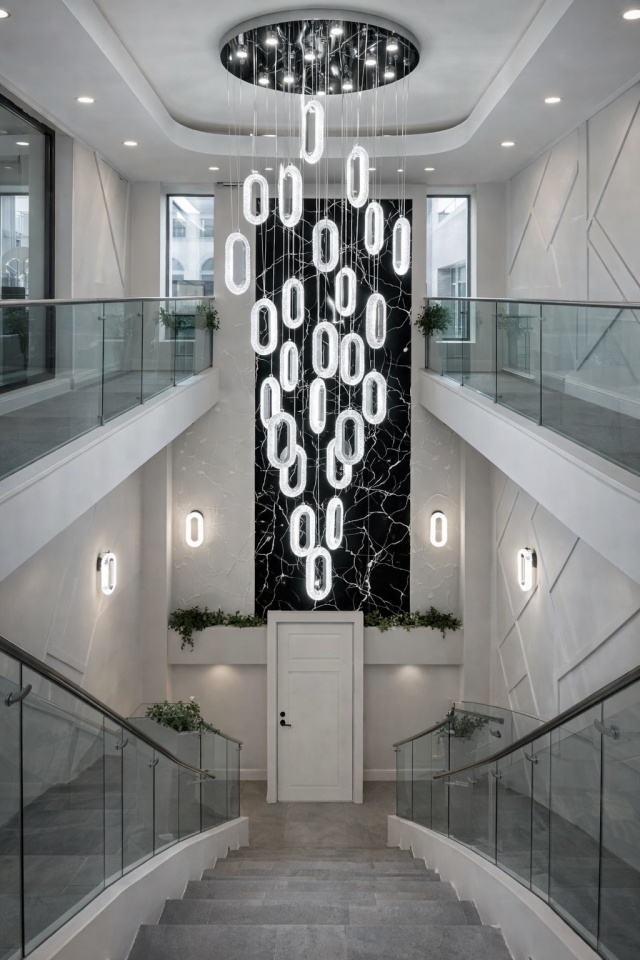 MODERN İTHAL LEDLİ 25 Lİ GALERİ BOŞLUĞU SARKIT AVİZE KROM RENK