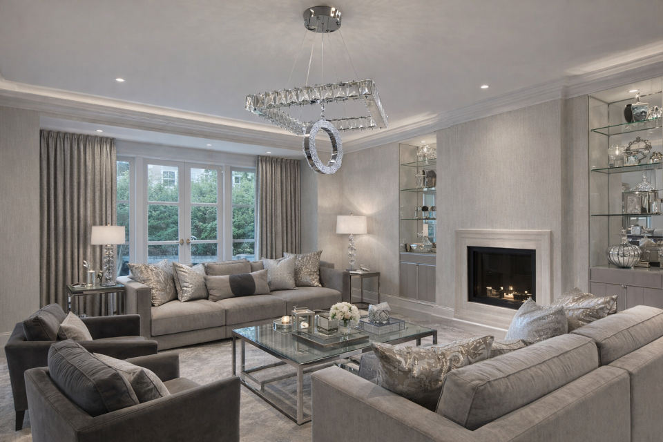 KRİSTAL TAŞLI TEK KATLI KARE, HALKALI LED AVİZE GÜMÜŞ